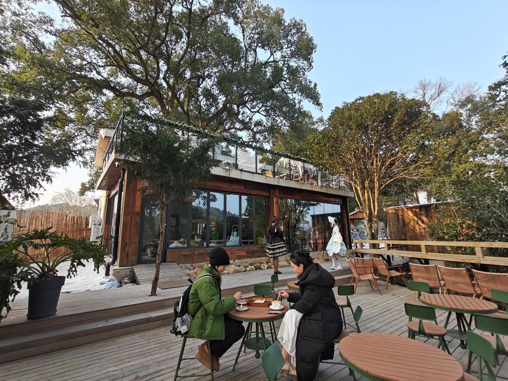 春回乡土间:马跃新途绘乡景(图1) 春回乡土间:马跃新途绘乡景(图1)